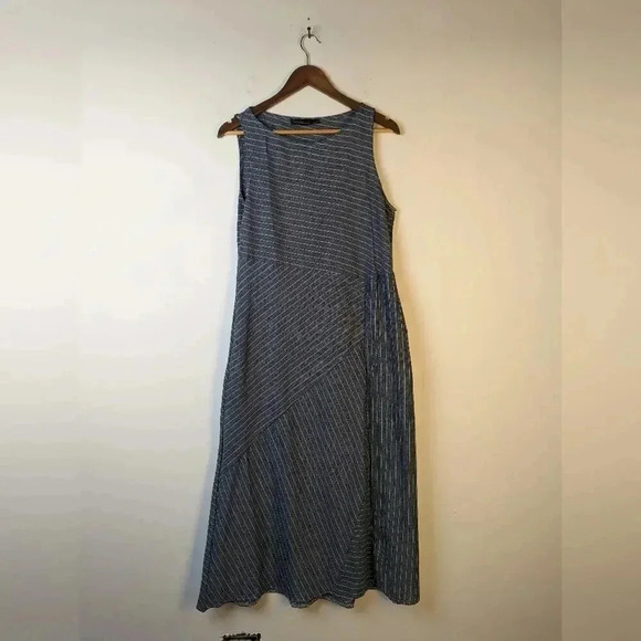 Celmia Collection Striped Dress - Medium - Picture 2 of 6